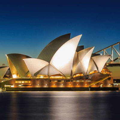 Sydney Opera House representing life in Australia